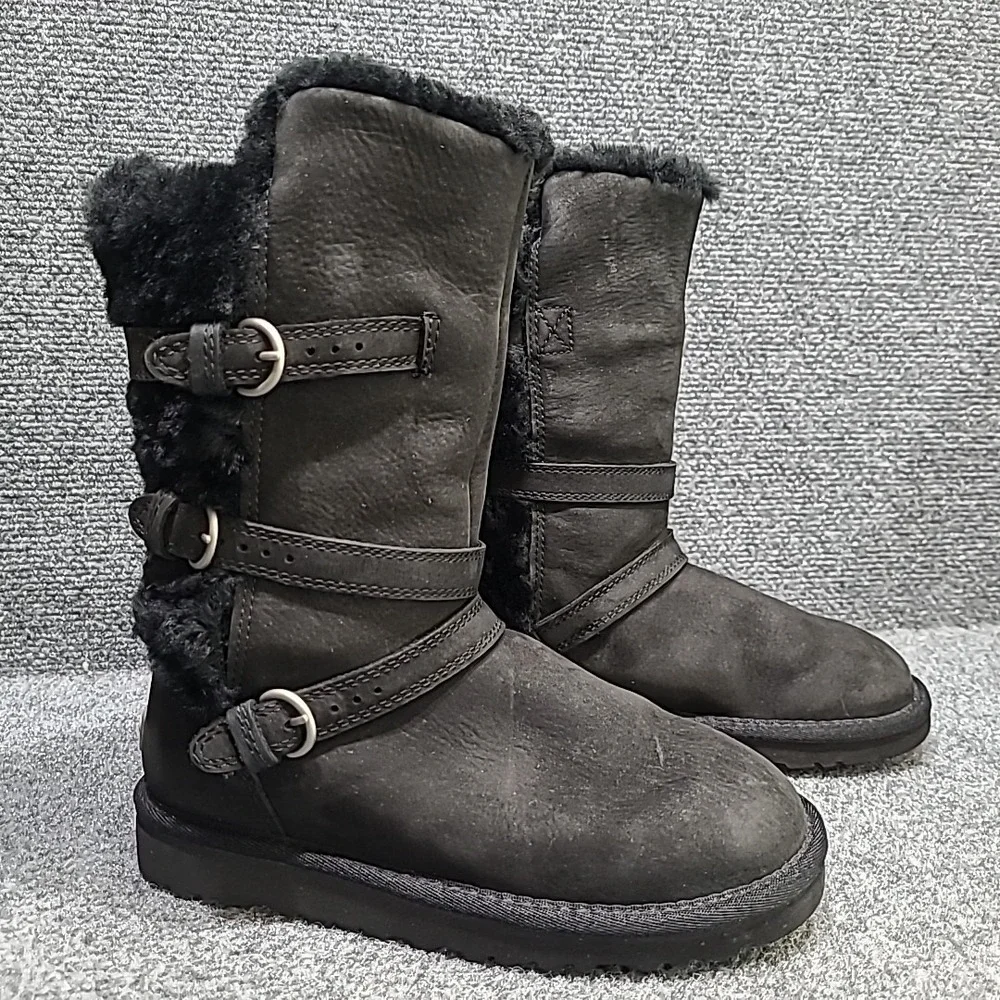 UGG Australia Becket Black Leather Sheepskin Boots Moto Buckle Kid's Size 1